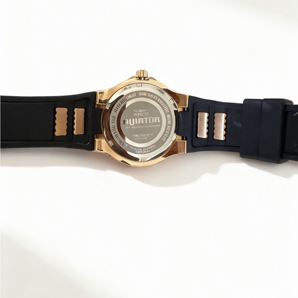 Invicta Aviator Black and Gold Tone Watch - 100M - Picture 3 of 8